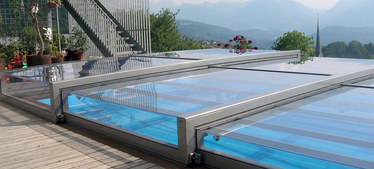 SIGMA SF1 Schwimmbadüberdachung